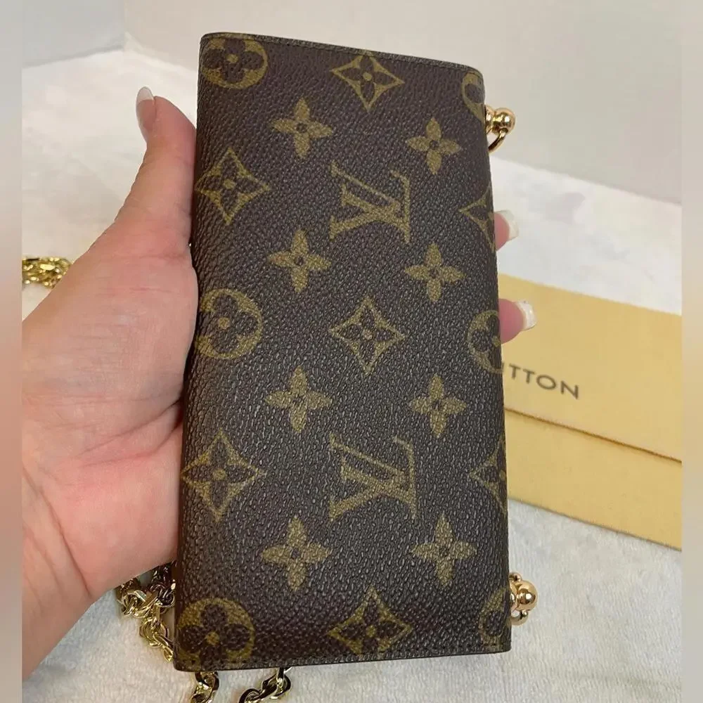 LOUIS VUITTON MONOGRAM FLAP WALLET - Picture 5 of 10